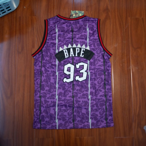BAPE x Mitchell & Ness Raptors Camo Basketball - Picture 4 of 5